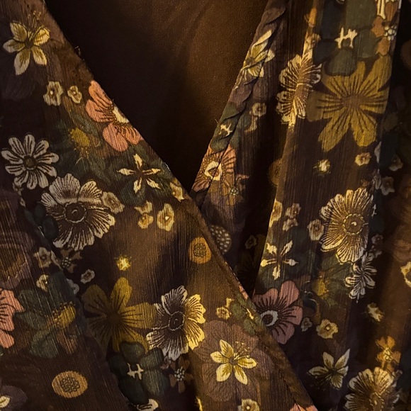 Dex Brown Floral Long Sleeve Dress - Picture 4 of 7